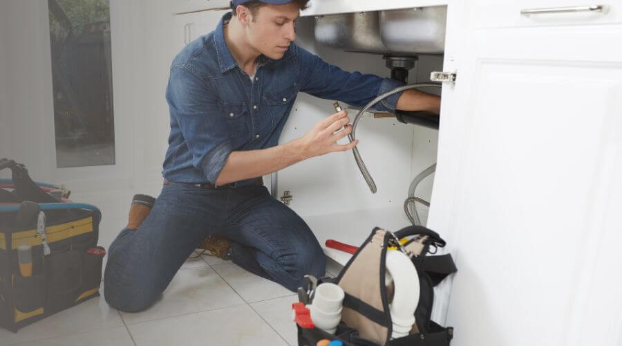 Emergency Leak Repair in Sullivan City, TX